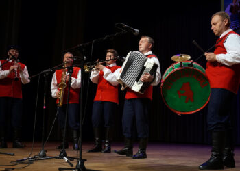 Jędrzejowskie Centrum Kultury, eliminacje do 41. Buskich Spotkań z Folklorem / Ewa Pociejowska-Gawęda / Radio Kielce