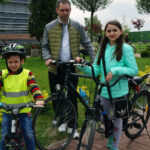 Jędrzejów. IV Rodzinny Rajd Rowerowy „Ścieżką Wzdłuż Wąskich Torów” / Ewa Pociejowska-Gawęda / Radio Kielce