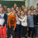 Jędrzejów. Uczniowie klasy III a ze Szkoły Podstawowej nr 2 wygrali w Ogólnopolskim Konkursie Czytelniczym „Książka - przyjaciel prawdziwy w kategorii drużyny wieloosobowe”. / Ewa Pociejowska-Gawęda / Radio Kielce