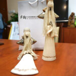 Kalendarz na 2017 r. Vive Tauron Kielce z autografami zawodników / Katarzyna Prędotka / Radio Kielce