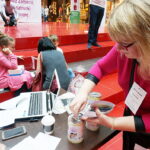 07.05.2017 Kielce. Licytacja charytatywna dla chorej Gabrysi Kowalskiej. / Katarzyna Prędotka / Radio Kielce