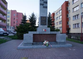 12.05.2017 Starachowice. Obchody 82. rocznicy śmierci Józefa Piłsudskiego / Tomasz Piwko / Radio Kielce