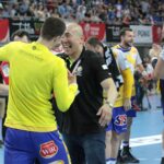 Piłkarze ręczni Vive Tauron Kielce świętują zdobycie Pucharu Polski / Krzysztof Bujnowicz / Radio Kielce