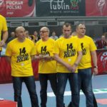 Piłkarze ręczni Vive Tauron Kielce świętują zdobycie Pucharu Polski / Krzysztof Bujnowicz / Radio Kielce