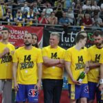 Piłkarze ręczni Vive Tauron Kielce świętują zdobycie Pucharu Polski / Krzysztof Bujnowicz / Radio Kielce
