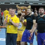 Piłkarze ręczni Vive Tauron Kielce świętują zdobycie Pucharu Polski / Krzysztof Bujnowicz / Radio Kielce