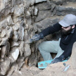 Szydłów. Odkrycia archeologów przy ruinach kościoła i szpitala świętego Ducha / Krzysztof Bujnowicz / Radio Kielce