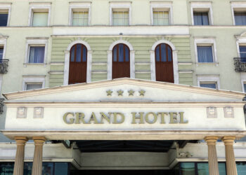 Grand Hotel (dawniej Hotel Centralny) / Wojciech Habdas / Radio Kielce