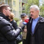 Kielce. Program „Interwencja” - mieszkańcy przeciwni wycince drzew / Krzysztof Bujnowicz / Radio Kielce