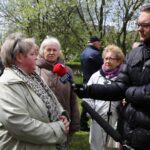 Kielce. Program „Interwencja” - mieszkańcy przeciwni wycince drzew / Krzysztof Bujnowicz / Radio Kielce