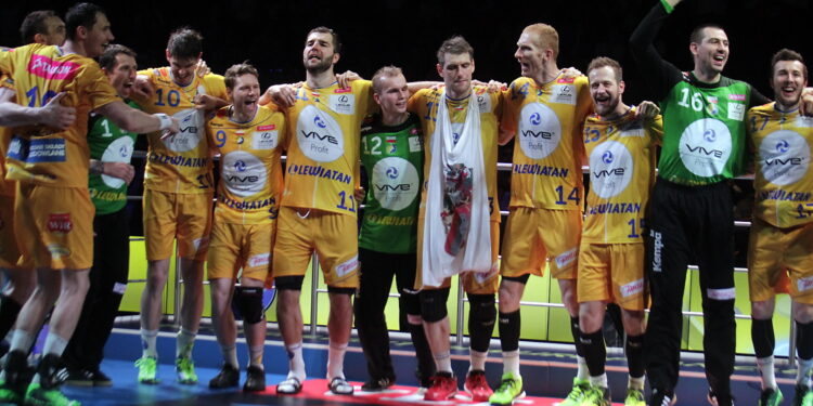 Nie dla wszystkich długie urlopy - Radio Kielce 29.05.2016 Kolonia. W finałowym meczu Ligi Mistrzów kielczanie pokonali węgierski MVM Veszprem 39:38 / Jarosław Kubalski / Radio Kielce