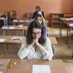 01.05.2017 Kielce. Międzynarodowa matura w VI Liceum Ogólnokształcącego imienia Juliusza Słowackiego. / Jarosław Kubalski / Radio Kielce