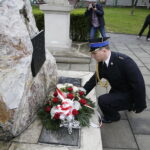 04.05.2017 Kielce. Rozpoczęcie obchodów Święta Strażaka. Uroczysta zmiana warty przed komendą na ul. Sandomierskiej. / Jarosław Kubalski / Radio Kielce