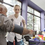 06.05.2017 Kielce. Biała sobota w Radiu Kielce. Badania i porady lekarskie. / Jarosław Kubalski / Radio Kielce