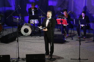 07.05.2017 Domaszowice. Koncert charytatywny „Gala Trzech Tenorów”. Mariusz Ruta. / Jarosław Kubalski / Radio Kielce