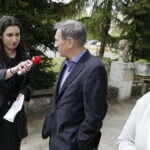 11.05.2017 Kielce. Aktor Jan Englert odwiedził Państwowe Liceum Plastyczne. / Jarosław Kubalski / Radio Kielce