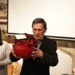 11.05.2017 Kielce. Aktor Jan Englert odwiedził Państwowe Liceum Plastyczne. / Jarosław Kubalski / Radio Kielce