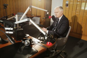 11.05.2017 Kielce. Minister Jarosław Gowin w Radiu Kielce. / Jarosław Kubalski / Radio Kielce