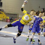 16.05.2017 Kielce. Mecz PGNiG Superligi Vive Tauron - MMTS Kwidzyń. Julen Aginagalde. / Jarosław Kubalski / Radio Kielce