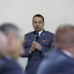 17.05.2017 Korytnica. Podsumowanie wyników Programu „Bezpieczne Świętokrzyskie” za rok 2016 oraz wręczenie nagrody „Koziołka”. Komendant Wojewódzki Policji w Kielcach