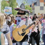 18.05.2017 Kielce. Juwenalia. Korowód studencki. / Jarosław Kubalski / Radio Kielce