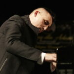 20.05.2017 Kielce. Charytatywny koncert dla chorego Adasia Zaczkowskiego. Gra Maksym Rzemiński. / Jarosław Kubalski / Radio Kielce