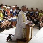 20.05.2017 Kaczyn. 12. Rodzinna Majówka Rowerowa z biskupem Marianem Florczykiem. / Jarosław Kubalski / Radio Kielce