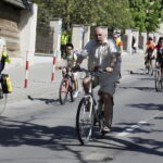 20.05.2017 Kielce. 12. Rodzinna Majówka Rowerowa z biskupem Marianem Florczykiem. / Jarosław Kubalski / Radio Kielce