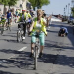 20.05.2017 Kielce. 12. Rodzinna Majówka Rowerowa z biskupem Marianem Florczykiem. / Jarosław Kubalski / Radio Kielce