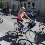 20.05.2017 Kielce. 12. Rodzinna Majówka Rowerowa z biskupem Marianem Florczykiem. / Jarosław Kubalski / Radio Kielce