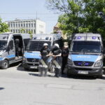 28.05.2017 Kielce. Przyjazd kibiców Legii Warszawa na mecz z Koroną. Policja. / Jarosław Kubalski / Radio Kielce