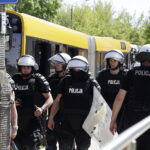 28.05.2017 Kielce. Przyjazd kibiców Legii Warszawa na mecz z Koroną. Policja. / Jarosław Kubalski / Radio Kielce