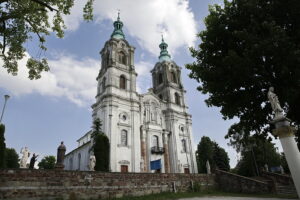 31.05.2017 Piekoszów. Kościół. / Jarosław Kubalski / Radio Kielce