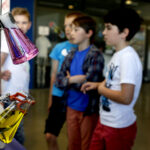 28.05.2017 Kielce. Pokazy naukowe w Centrum Nauki Leonardo da Vinci. / Marzena Mąkosa / Radio Kielce