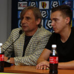 Kielce. Gino Lettieri nowym trenerem Korony Kielce / Marzena Mąkosa / Radio Kielce