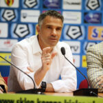 Kielce. Gino Lettieri nowym trenerem Korony Kielce / Marzena Mąkosa / Radio Kielce