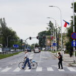 31.05.2017 Kielce. Rozwieszanie flag przed EURO U21. / Marzena Mąkosa / Radio Kielce