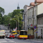 31.05.2017 Kielce. Rozwieszanie flag przed EURO U21. / Marzena Mąkosa / Radio Kielce