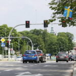 31.05.2017 Kielce. Rozwieszanie flag przed EURO U21. / Marzena Mąkosa / Radio Kielce