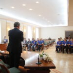 31.05.2017 Kielce. Spotkanie prezydenta Wojciecha Lubawskiego z drużyną młodzików dziecięco- młodzieżowego klubu siatkarskeigo "PLAS". / Marzena Mąkosa / Radio Kielce