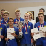 31.05.2017 Kielce. Spotkanie prezydenta Wojciecha Lubawskiego z drużyną młodzików dziecięco- młodzieżowego klubu siatkarskeigo "PLAS". / Marzena Mąkosa / Radio Kielce