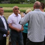 Mieszkańcy wsi Komorów obawiają się sfory psów należących do sąsiada / Grzegorz Jamka / Radio Kielce