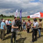 Mieszkańcy wsi Komorów obawiają się sfory psów należących do sąsiada / Grzegorz Jamka / Radio Kielce