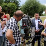 Mieszkańcy wsi Komorów obawiają się sfory psów należących do sąsiada / Grzegorz Jamka / Radio Kielce