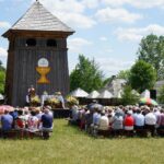 11.06.2017 Tokarnia. Jawor u źródeł kultury. Część druga / Grzegorz Jamka / Radio Kielce