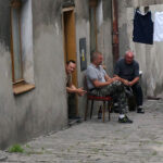 „Ślady na Podwórzu”. Akcja upiększania podwórka przy ulicy Wesołej 36 w Kielcach / Katarzyna Prędotka / Radio Kielce