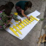 „Ślady na Podwórzu”. Akcja upiększania podwórka przy ulicy Wesołej 36 w Kielcach / Katarzyna Prędotka / Radio Kielce