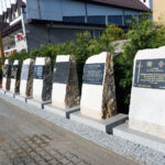 Starachowice. Panteon Pamięci narodowej przy kościele Wszystkich Świętych / Michał Kita / Radio Kielce