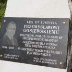 Starachowice. Panteon Pamięci narodowej przy kościele Wszystkich Świętych / Michał Kita / Radio Kielce