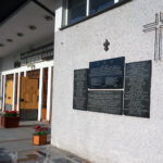 Starachowice. Panteon Pamięci narodowej przy kościele Wszystkich Świętych / Michał Kita / Radio Kielce